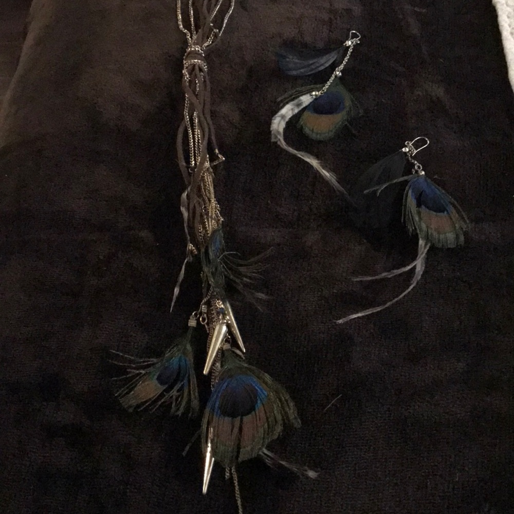 Necklace and earring combo